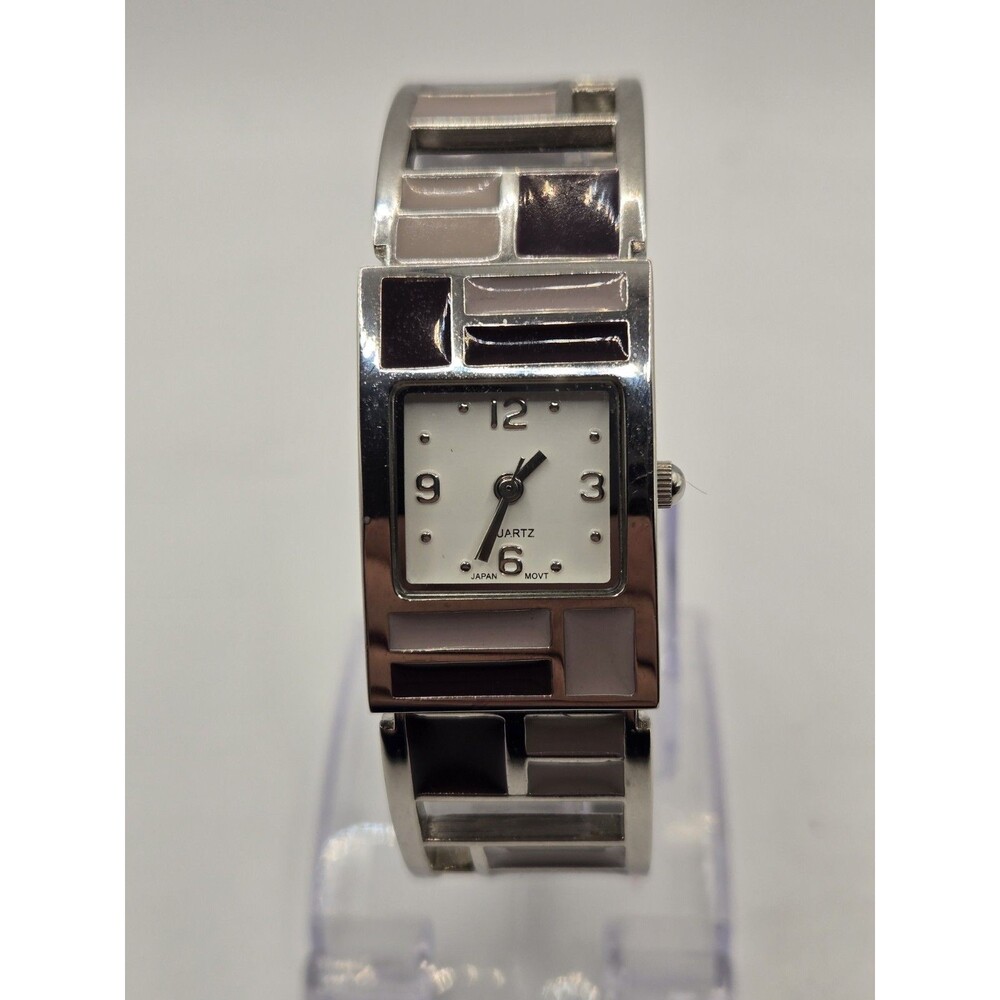Women’s Silver Tone Purple Quartz Cuff Watch. MINT. New Battery